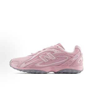 New Balance 204L Pink