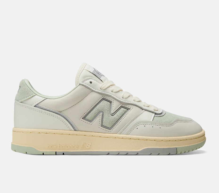 NewBalance BB950 “ANGORA con MUSGO PLATEADO”