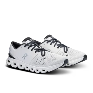 On Cloud X 4 - Ivory white