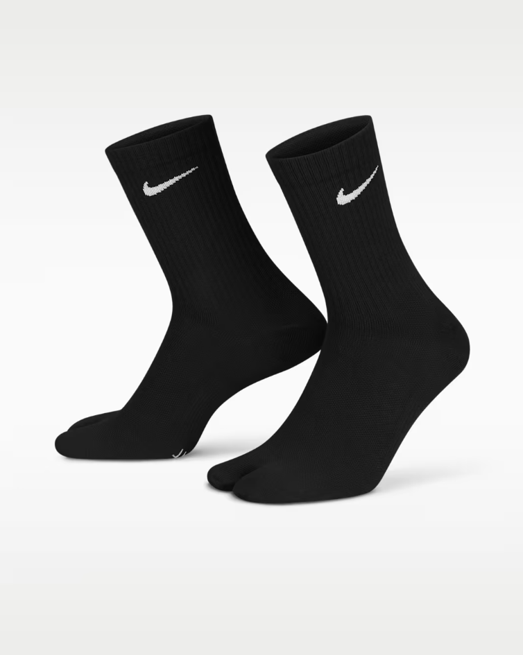 Nike Everyday Plus Lightweight Crew Socks for Men & Women, Cushioned Comfort Sports Socks, Breathable Everyday Essentials, Gym & Streetwear Must-Have,Black